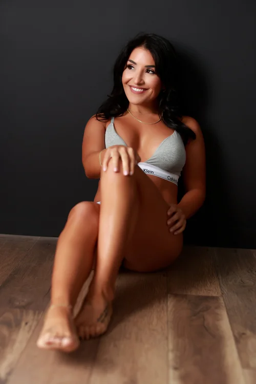 Boudoir photographer in Brooksville